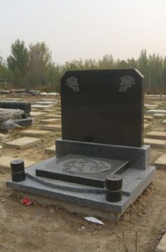 點(diǎn)擊查看詳細(xì)信息<br>標(biāo)題：石墓碑 閱讀次數(shù)：2201